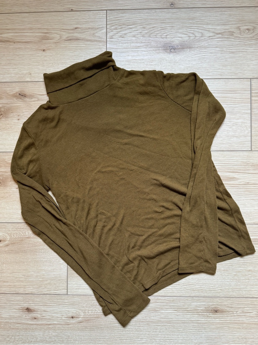 madewell green ribbed turtleneck top
